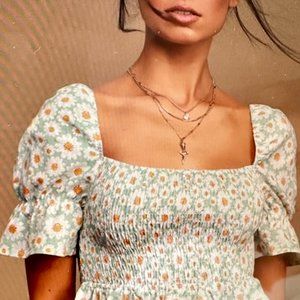 Girl and the sun floral crop top: Cali Top: Daisy print (size M)